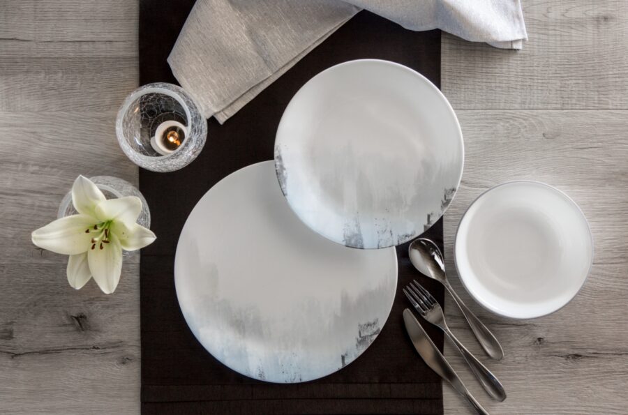 צלחת מנה ראשונה 21.5 ס"מ, Tranquil Reflection  מבית Corning Corelle תוצרת ארצות הברית