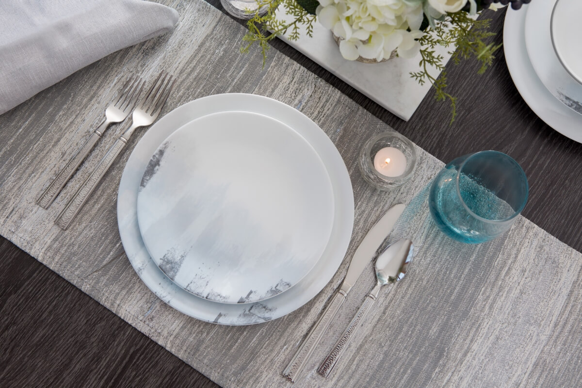 צלחת מנה ראשונה 21.5 ס"מ, Tranquil Reflection  מבית Corning Corelle תוצרת ארצות הברית
