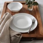 סט 18 חלקים צלחת עוגה, Winter Frost White  מבית Corning Corelle תוצרת ארצות הברית