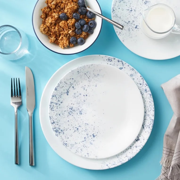 צלחת מנה ראשונה 21.5 ס"מ, Indigo Speckle מבית Corning Corelle תוצרת ארצות הברית