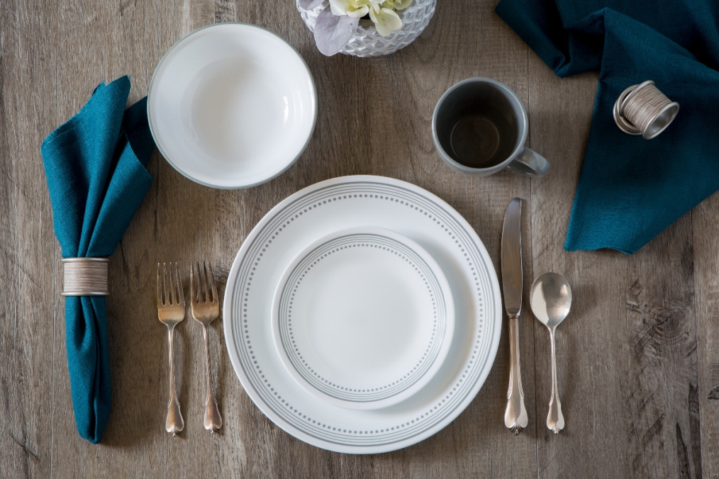 סט צלחות 24 חלקים, Mystic Gray מבית Corning Corelle תוצרת ארצות הברית