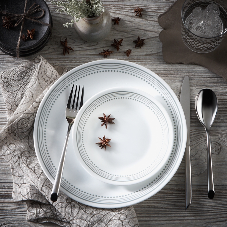 סט צלחות 24 חלקים, Mystic Gray מבית Corning Corelle תוצרת ארצות הברית