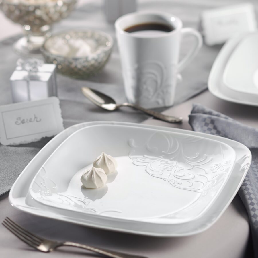 צלחת מנה ראשונה 23 ס"מ Cherish  מבית Corning Corelle תוצרת ארצות הברית