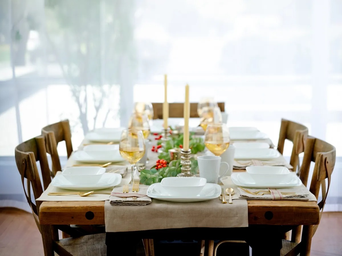 צלחת מנה ראשונה 23 ס"מ, Pure White מבית Corning Corelle תוצרת ארצות הברית