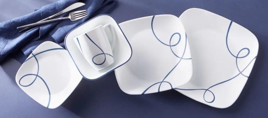 בול למרק מרובע 650 מ"ל פס כחול  מבית Corning Corelle תוצרת ארצות הברית