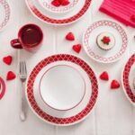 צלחת מנה ראשונה 21.5 ס"מ, Crimson Trelis מבית Corning Corelle תוצרת ארצות הברית