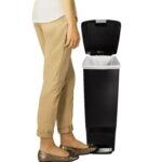 פח פלסטיק דוושה צר, שחור 40 ל’ – Simplehuman