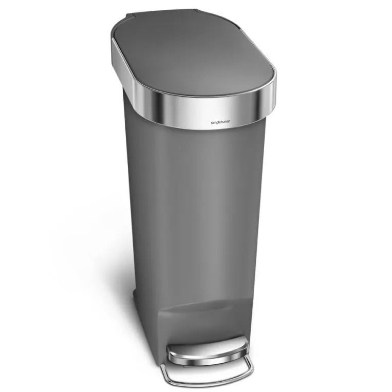 פח פלסטיק דוושה צר, אפור 40 ל' simplehuman