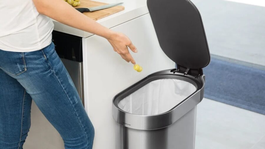 פח דוושה צר, נירוסטה 45 ל' simplehuman