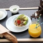סט צלחות 12 חלקים, Country Cottage מבית Corning Corelle תוצרת ארצות הברית