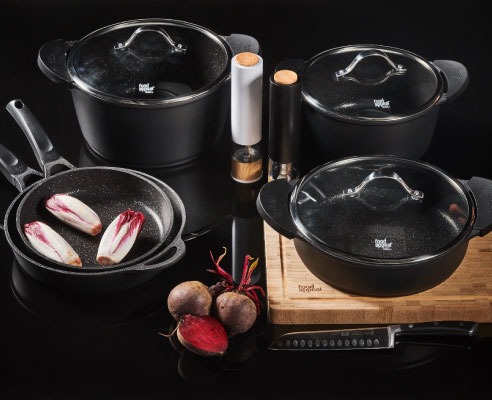 סיר 20 ס"מ 3.1 ליטר מסדרת BLACK MARBLE מבית Food Appeal