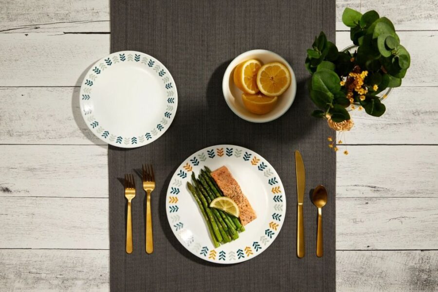 סט צלחות 18 חלקים, Anders  מבית  Corning Corelle תוצרת ארצות הברית