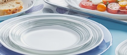 סט צלחות 18 חלקים, Brushed Silver מבית Corning Corelle תוצרת ארצות הברית