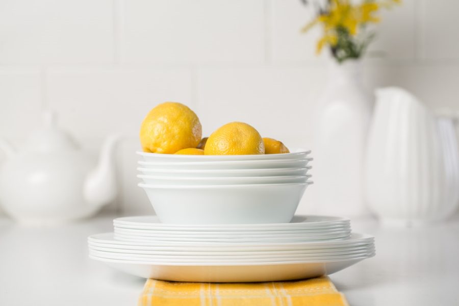 סט 24 חלקים , Winter Frost White  מבית Corning Corelle תוצרת ארצות הברית