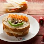 סט צלחות 18 חלקים, Easy weekend מבית Corning Corelle תוצרת ארצות הברית