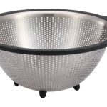 קערת סינון מנירוסטה בצפיפות גבוהה עם רגליים 29 ס"מ DRAIN מבית Food appeal
