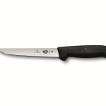 סכין פירוק להב רחב 12 ס”מ מבית Victorinox