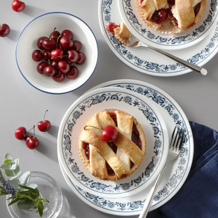 סט 18 חלקים, Old Town Blue קורנינג, תוצרת ארה"ב